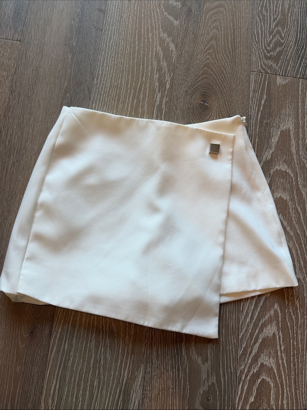 ZARA Women's Crean Wrap Skort